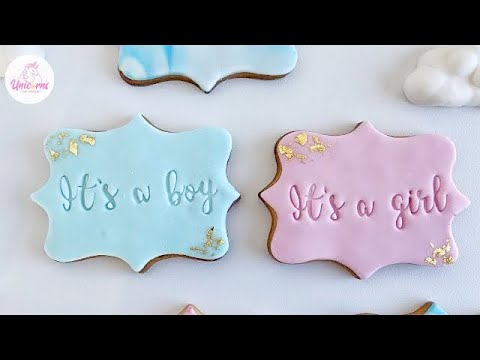 Biscotti decorati per promessa di matrimonio